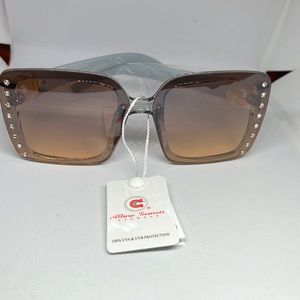 Square sunglasses for women in silver  with light grey and blin blin